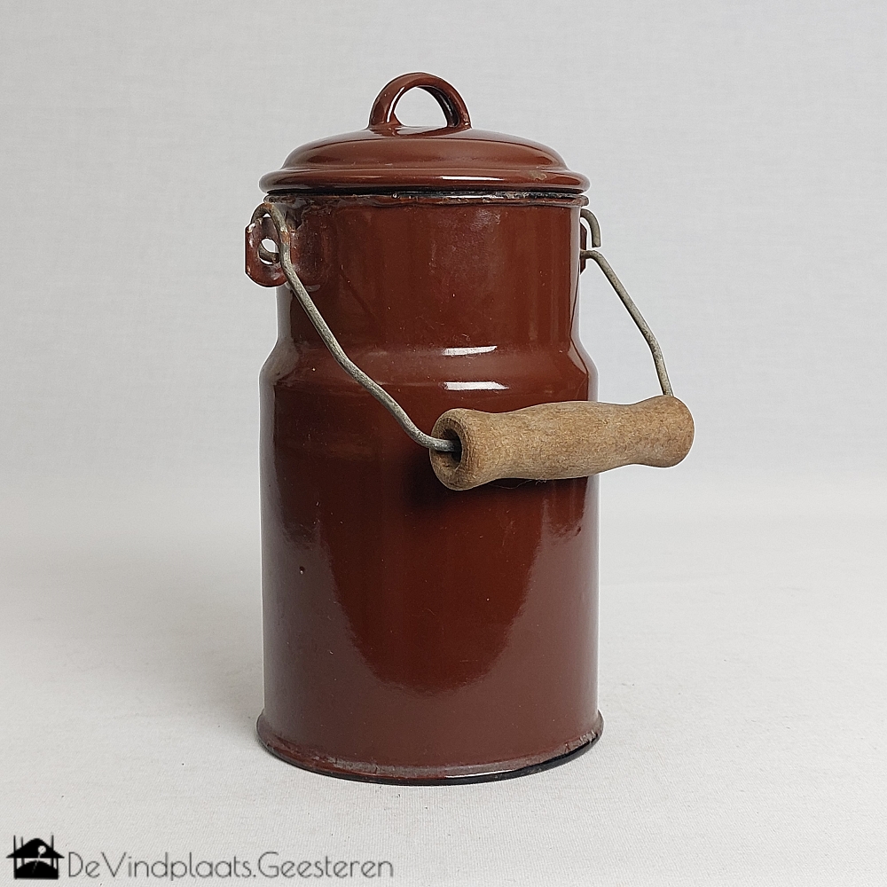 Bruin emaille melkkan met hengsel (4)